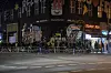 Menschenschlange vor einem Nachtclub