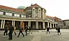 Das Universitätsgebäude an der Edmund-Siemers-Allee