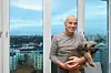 Falkenried-Tower, Straßenbahnring 9 - Wie lebt es sich in einem Hochhaus mit 13 Stockwerken? Armin Griese mit Fritzie