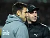 Er hat gut lachen: Kiels Assistenztrainer Fabian Boll (l./mit Chefcoach Ole Werner) hat im Profibereich eine prima Bilanz gegen den HSV.