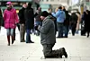 Ein Bettler, aufgenommen in der Hamburger City.