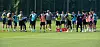 Am Freitag leitete Tim Walter (M.) sein erstes Mannschaftstraining im Volkspark.