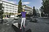 Veranstalter Jimmy Blum auf dem Georg-Elser-Platz in der City,