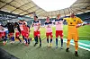 HSV-Profis jubeln nach dem 3:0 gegen Nürnberg Arm in Arm