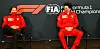 Sebastian Vettel erklärte, ein distanziertes Verhältnis zu Ferrari-Teamchef Mattia Binotto (rechts) zu haben.