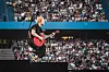 Ed Sheeran begeistert das Publikum mit seiner unverwechselbaren Stimme und Gitarre.