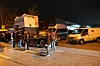 Rund 70 Demonstranten blockieren die Zufahrten des Unternehmens 4Press in Hamburg.