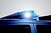 Ein Einsatzfahrzeug, Streifenwagen, der Polizei mit Blaulicht.