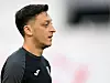 Mesut Özil beim Fußballspielen