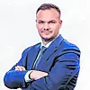 Mario Vuskovic’ Kosmos: Sein kroatischer Anwalt Tomislav Kasalo