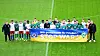 Arm in Arm: HSV und Werder