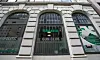 Fensterfront mit der Aufschrift „Gun Club“