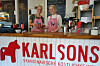 Skandinavische Weihnachtsspezialitäten kann man bei „Karlsons“ probieren und kaufen.