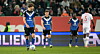Traurige Mienen: Der HSV verpasst beim 0:1 in Augsburg einen Punktgewinn.