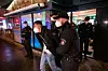 Razzia gegen Einbrecher: Die Polizei nahm am Donnerstagabend mehrere Personen in Gewahrsam.