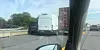 Als die Autofahrer an der Unfallstelle vorbeikamen, staunten sie.