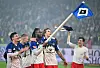 Der HSV feiert den Nordderby-Sieg gegen Bremen