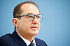Innenminister-warnt-vor-Anschl-gen-hohe-Bedrohungslage-