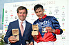 Peter Schiergen (l.) mit seinem Champion-Jockey Bauyrzhan Murzabayev.