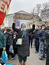 Silja von Kriegstein aus der Nordheide demonstriert in Hamburg für ihren Sohn Kiano.