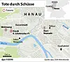 1: Der Täter erschießt in einer Shisha-Bar am Heumarkt in Hanau mehrere Menschen; 2: Anschließend fährt der Täter weiter Richtung Kesselstadt, erschießt dort in einer zweiten kioskähnlichen Bar weitere Menschen. Insgesamt gibt es neun Tote. 3: Später stürmt das SEK eine Wohnung und findet zwei weitere Tote, darunter den Täter.