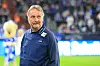 Peter Neururer auf dem Spielfeld