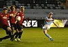 Klasse Klebe! Mit diesem Schuss verschreckte Tommy Doyle die Lokalrivalen von Manchester United im U23-Derby.