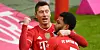 Robert Lewandowski, drei Tore, umarmt Serge Gnabry, ein Tor