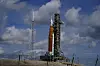 Die NASA-Mondrakete steht auf der Startrampe im Kennedy Space Center in Cape Canaveral – der Start der Artemis-Mission ist für Montag, den 29. August, geplant.