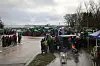 Mit zeitweise bis zu 100 Traktoren blockierten Bauern am Montag ein Zentrallager von Aldi im Landkreis Harburg.