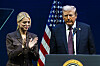 Donald Trump hat seine Justizministerin Pamela Bondi angewiesen, stärker gegen seine politischen Gegner vorzugehen.