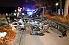 Der völlig zerstörte Unfallwagen.