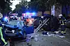 Rettungskräfte am Unfallort in der Lohbrügger Landstraße.
