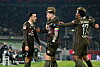 St. Pauli-Profis bejubeln Tor von Hartel