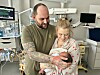 Die Glücklichen Eltern mit Baby Evelynn