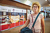 Die Reisende Sabine (60) bedauert sehr, was aus dem Bahnhof Dammtor geworden ist.