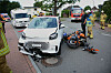 Der Fahrer des Motorrads und seine Sozia wurden bei dem Frontalcrash schwer verletzt.