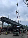 Am Mittwochmorgen wurden die Hilfsbrücken für die Brücken Ferdinandstor und An der Alster eingehoben.