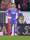 Nikola Vasilj ist enttäuscht nach einer Niederlage des FC St. Pauli