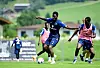Stephan Ambrosius im Trainingszweikampf mit Elijah Krahn