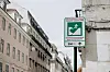 Ein Tsunami-Warnschild
