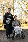 Tanja Grafert mit ihrem Sohn Leano (13), der seit Geburt schwerbehindert ist.