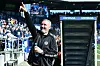 Tim Walter gut gelaunt beim Spiel gegen den VFL Bochum