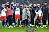 Die HSV-Profis stehen vor der Nordtribüne