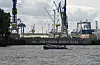 Das Dock Elbe 17 der Werft Blohm + Voss ist im Hamburger Hafen zu sehen.