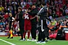 Jürgen Klopp umarmt Melkamu Frauendorf