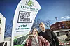 Knospenclub-Vorstand Jannik Friedrich und die Sprecherin des Vereins, Julia Boenigk